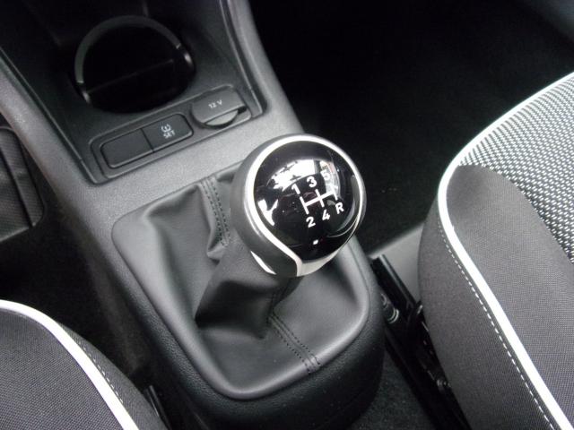 Seat MII CHIC 1.0 KLIMA SITZHEIZ. EINPARKH. TEMPOMAT Bildbeschreibung: Seat MII CHIC 1.0 KLIMA SITZHEIZ. EINPARKH. TEMPOMAT