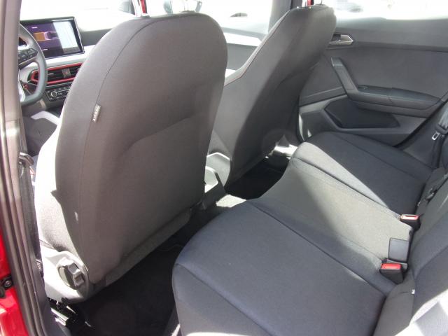 Seat ARONA FR 1.0 TSI PARKLENKASSISTENT NAVI DAB+ Bildbeschreibung: Seat ARONA FR 1.0 TSI PARKLENKASSISTENT NAVI DAB+