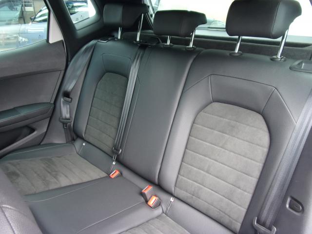 Seat ARONA FR 1.5 TSI DSG ALCANTARA NAVI AHZV EPH SHZ Bildbeschreibung: Seat ARONA FR 1.5 TSI DSG ALCANTARA NAVI AHZV EPH SHZ