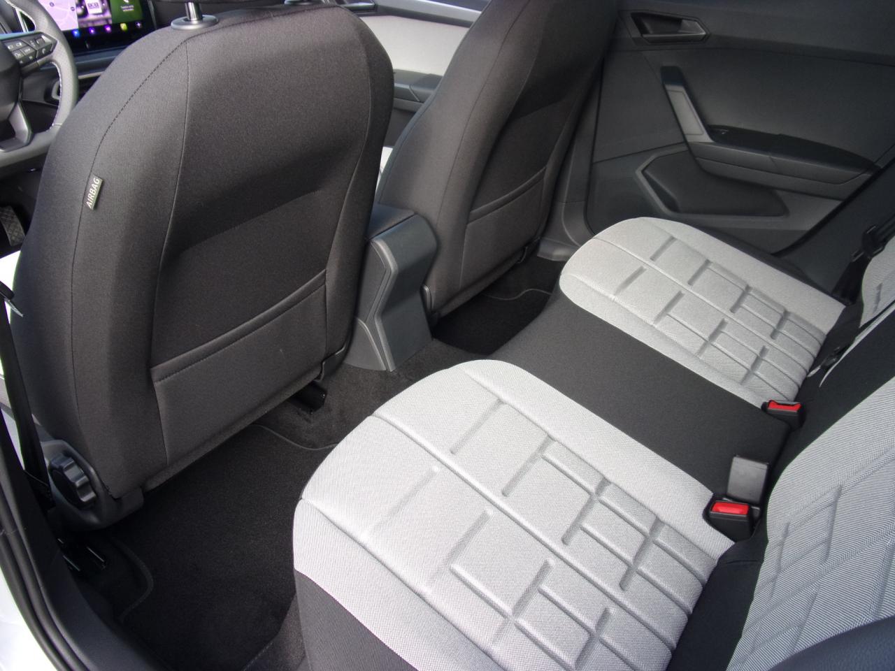 Seat ARONA 1.0 FR, CO2-Klasse: B, AHZV VORB. VIRTUAL COCKPIT Bildbeschreibung: Seat ARONA 1.0 FR, CO2-Klasse: B, AHZV VORB. VIRTUAL COCKPIT