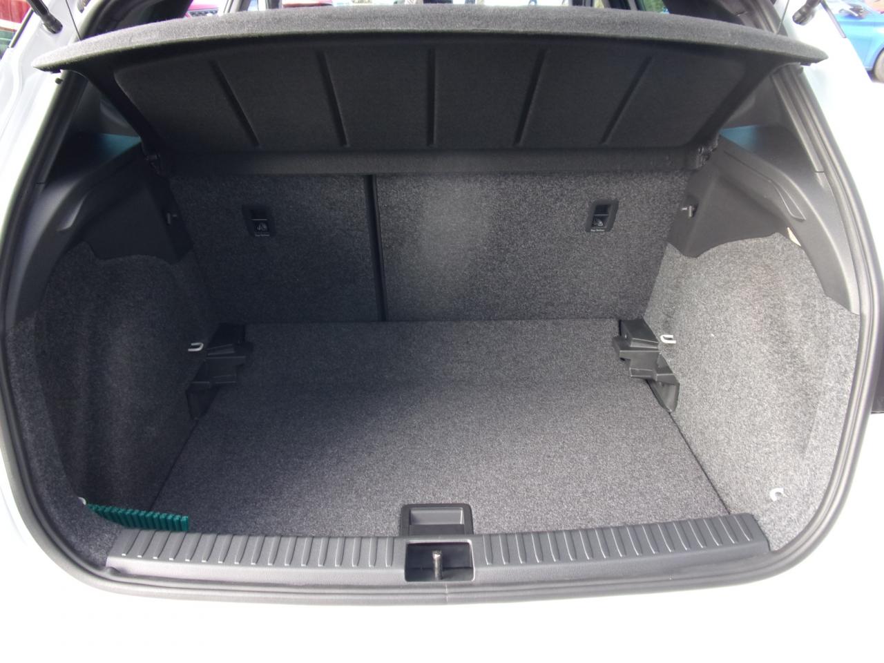 Seat ARONA 1.0 FR, CO2-Klasse: B, AHZV VORB. VIRTUAL COCKPIT Bildbeschreibung: Seat ARONA 1.0 FR, CO2-Klasse: B, AHZV VORB. VIRTUAL COCKPIT