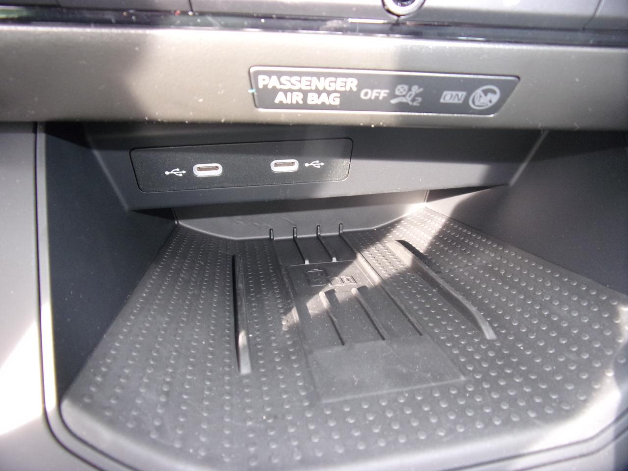 Seat ARONA FR 1.0 TSI DSG, CO2-Klasse: D, NAVI SITZHEIZ. AHZV-VORBER. Bildbeschreibung: Seat ARONA FR 1.0 TSI DSG, CO2-Klasse: D, NAVI SITZHEIZ. AHZV-VORBER.