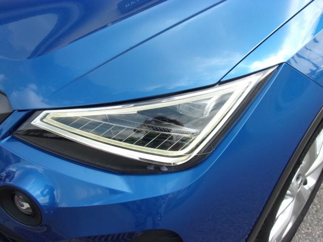 Seat ARONA FR 1.0 TSI GAR.-01/2027*SHZ NAVI AHZV Bildbeschreibung: Seat ARONA FR 1.0 TSI GAR.-01/2027*SHZ NAVI AHZV