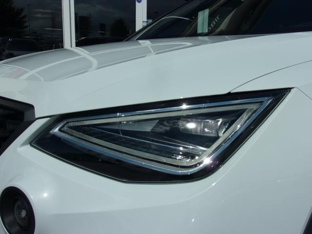 Seat ARONA FR 1.5 TSI DSG NAVI AHZV EPH VOLL-LED SHZ Bildbeschreibung: Seat ARONA FR 1.5 TSI DSG NAVI AHZV EPH VOLL-LED SHZ