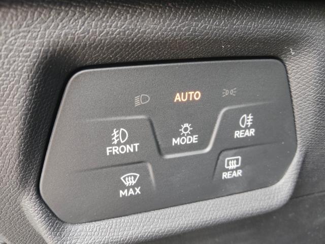 Cupra LEON SPORTSTOURER 1.5 ETSI DSG, CO2-Klasse: D, MATRIX-LED NAVI Bildbeschreibung: Cupra LEON SPORTSTOURER 1.5 ETSI DSG, CO2-Klasse: D, MATRIX-LED NAVI