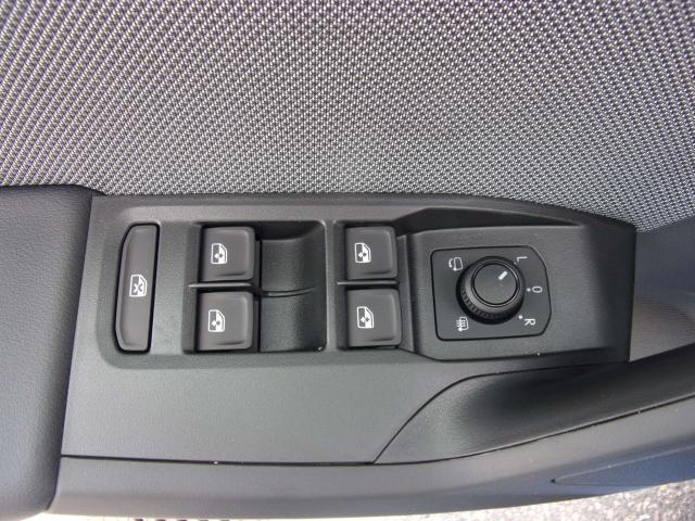 Seat LEON SPORTSTOURER ROAD EDITION 1.5 TSI, CO2-Klasse: D, NAVI SHZ Bildbeschreibung: Seat LEON SPORTSTOURER ROAD EDITION 1.5 TSI, CO2-Klasse: D, NAVI SHZ