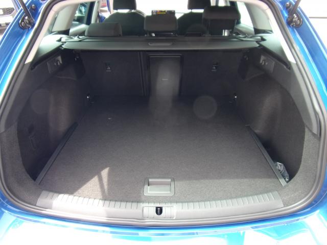 Seat LEON SPORTSTOURER ROAD EDITION 1.5 TSI, CO2-Klasse: D, NAVI SHZ Bildbeschreibung: Seat LEON SPORTSTOURER ROAD EDITION 1.5 TSI, CO2-Klasse: D, NAVI SHZ