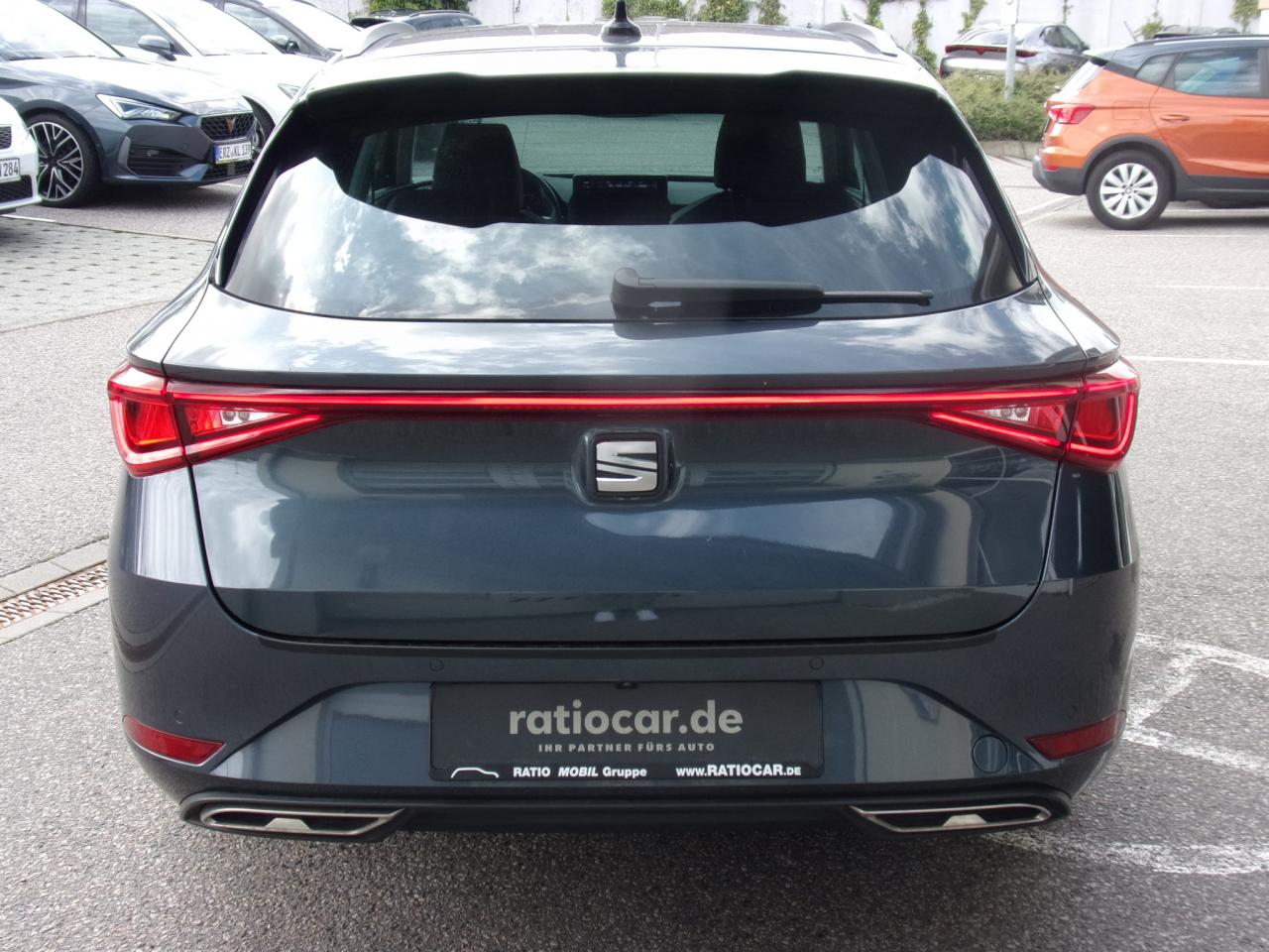 Seat LEON SPORTSTOURER FR PLUS 1.5 TSI ACT STANDH. Bildbeschreibung: Seat LEON SPORTSTOURER FR PLUS 1.5 TSI ACT STANDH.