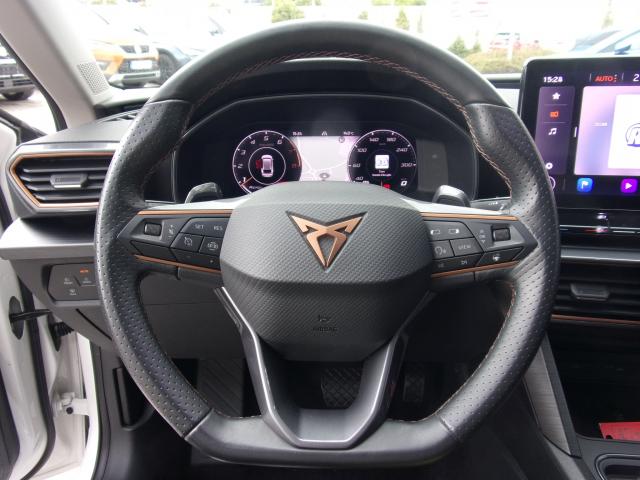 Cupra LEON SPORTSTOURER 2.0 TSI DSG AUTOMATIK DAB+ USB NAVI Bildbeschreibung: Cupra LEON SPORTSTOURER 2.0 TSI DSG AUTOMATIK DAB+ USB NAVI