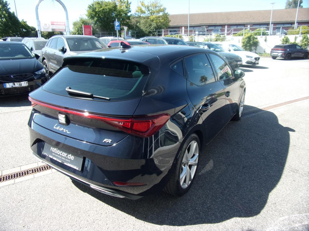 Seat LEON FR 2.0 TSI DSG STANDHEIZ. DAB+ PARKLENKASS. Bildbeschreibung: Seat LEON FR 2.0 TSI DSG STANDHEIZ. DAB+ PARKLENKASS.