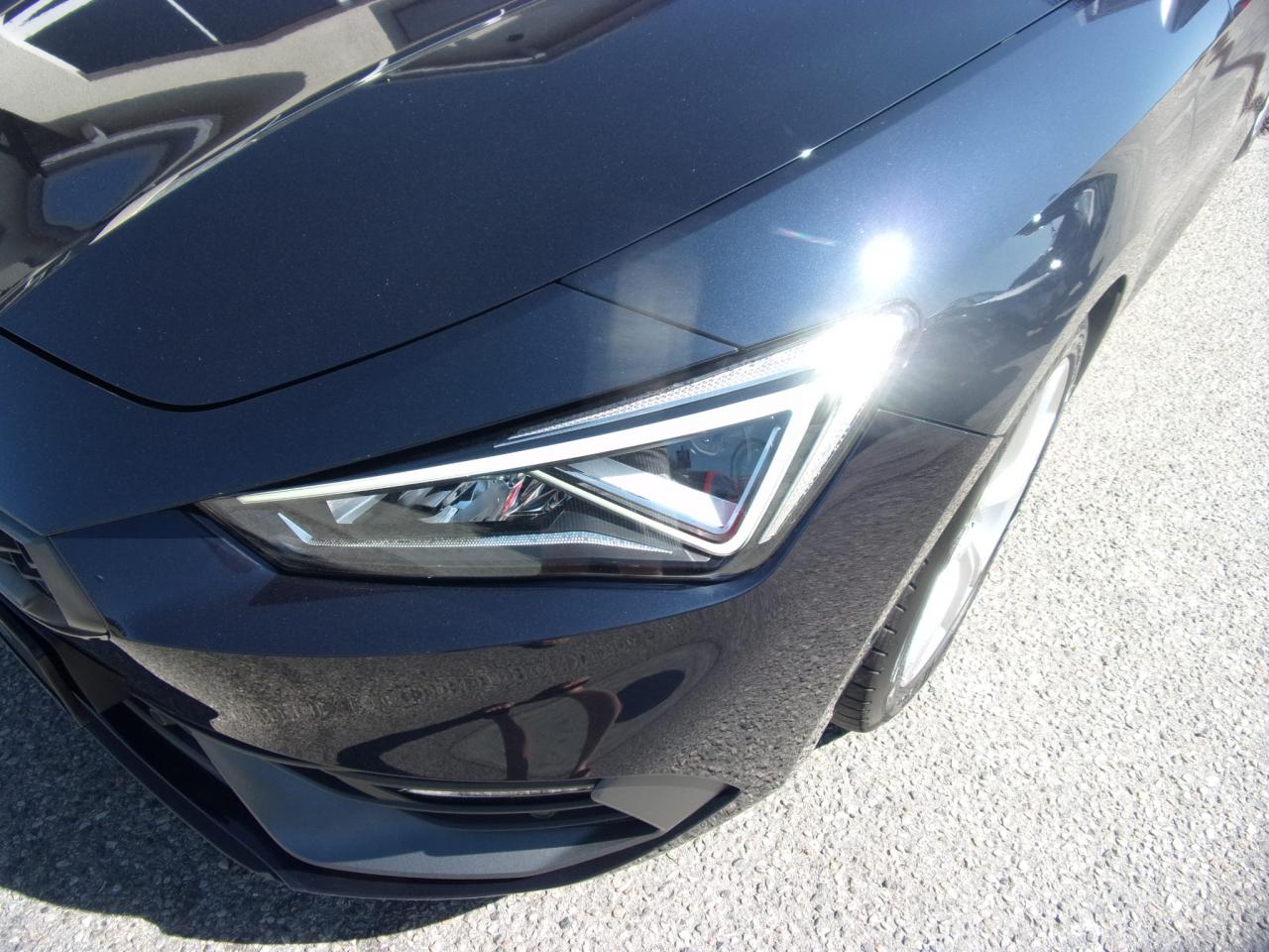 Seat LEON FR 2.0 TSI DSG STANDHEIZ. DAB+ PARKLENKASS. Bildbeschreibung: Seat LEON FR 2.0 TSI DSG STANDHEIZ. DAB+ PARKLENKASS.