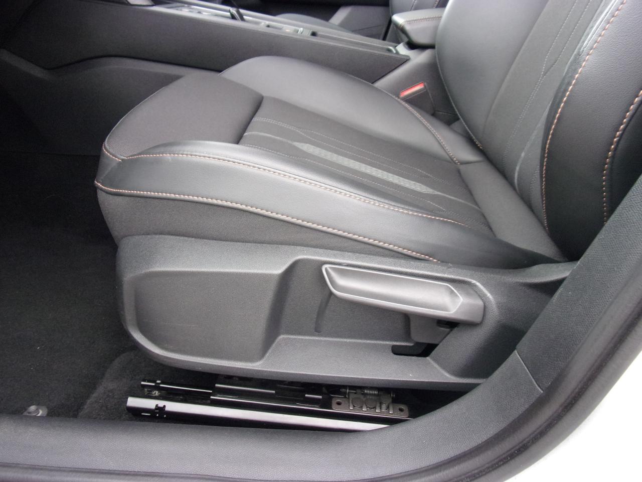 Cupra FORMENTOR 1.5 TSI DSG NAVI SITZH. EINPARKH. DAB+ Bildbeschreibung: Cupra FORMENTOR 1.5 TSI DSG NAVI SITZH. EINPARKH. DAB+