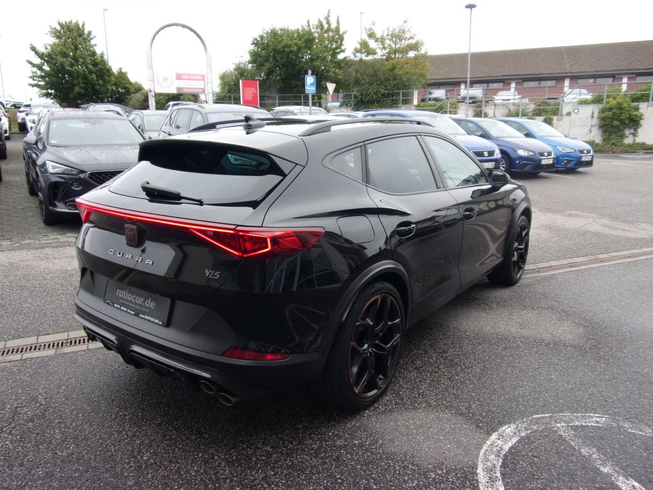 Cupra FORMENTOR VZ5 2.5 TSI 4 DRIVE DSG CUP-LEDER NAVI Bildbeschreibung: Cupra FORMENTOR VZ5 2.5 TSI 4 DRIVE DSG CUP-LEDER NAVI