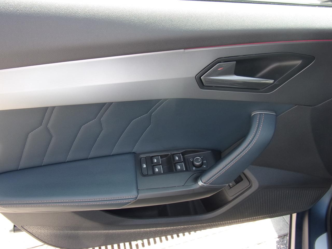Cupra FORMENTOR VZ 2.0 TSI DSG 4DRIVE GAR.-02/28* NAVI Bildbeschreibung: Cupra FORMENTOR VZ 2.0 TSI DSG 4DRIVE GAR.-02/28* NAVI
