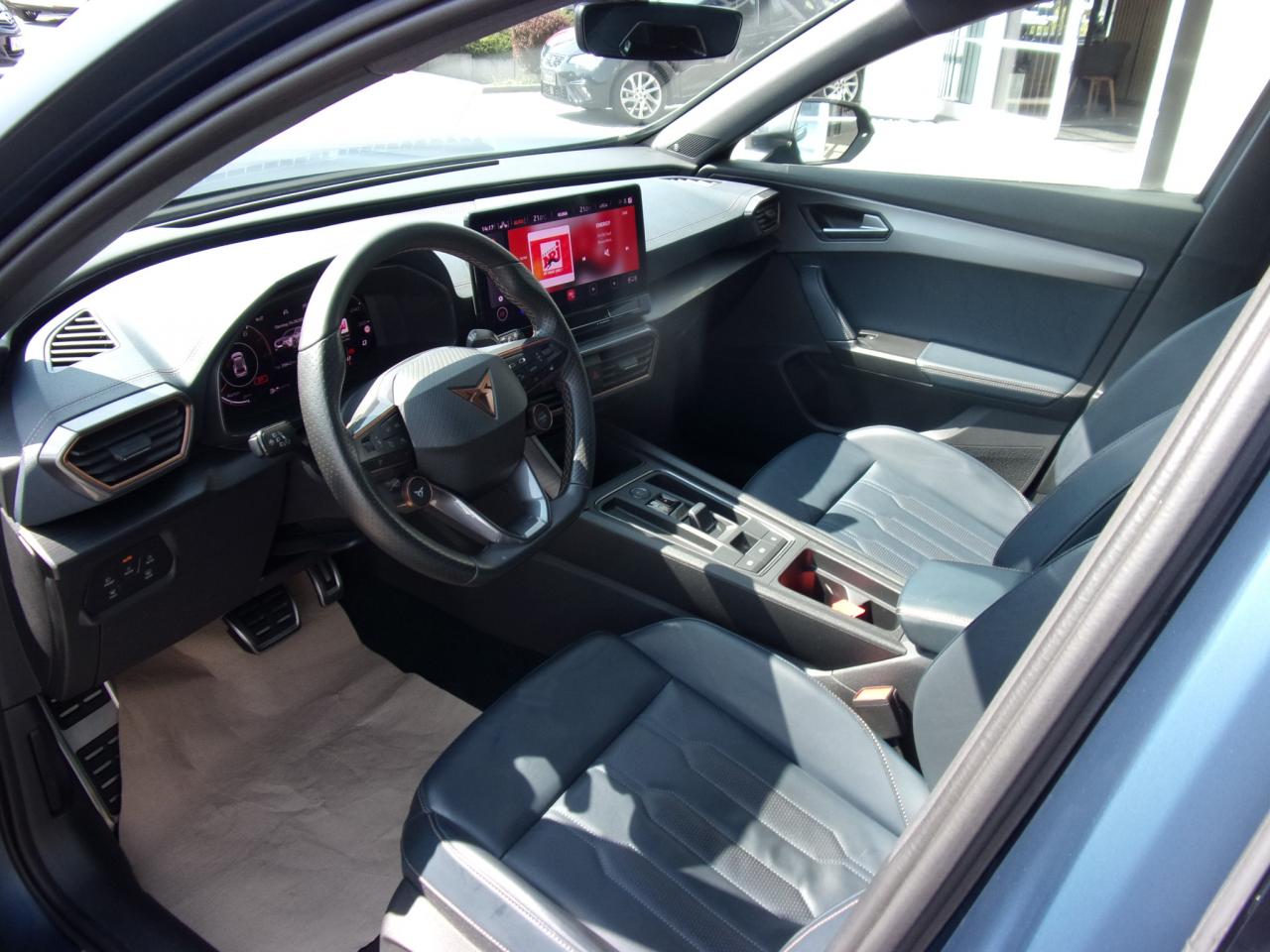 Cupra FORMENTOR VZ 2.0 TSI DSG 4DRIVE GAR.-02/28* NAVI Bildbeschreibung: Cupra FORMENTOR VZ 2.0 TSI DSG 4DRIVE GAR.-02/28* NAVI