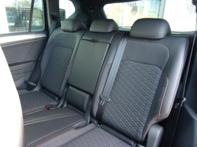 Seat TARRACO FR 2.0 TSI DSG 4DRIVE 7-SI. PANORAMADACH Bildbeschreibung: Seat TARRACO FR 2.0 TSI DSG 4DRIVE 7-SI. PANORAMADACH