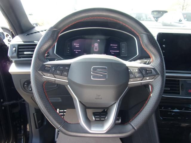 Seat TARRACO FR 2.0 TSI DSG 4DRIVE 7-SI. PANORAMADACH Bildbeschreibung: Seat TARRACO FR 2.0 TSI DSG 4DRIVE 7-SI. PANORAMADACH