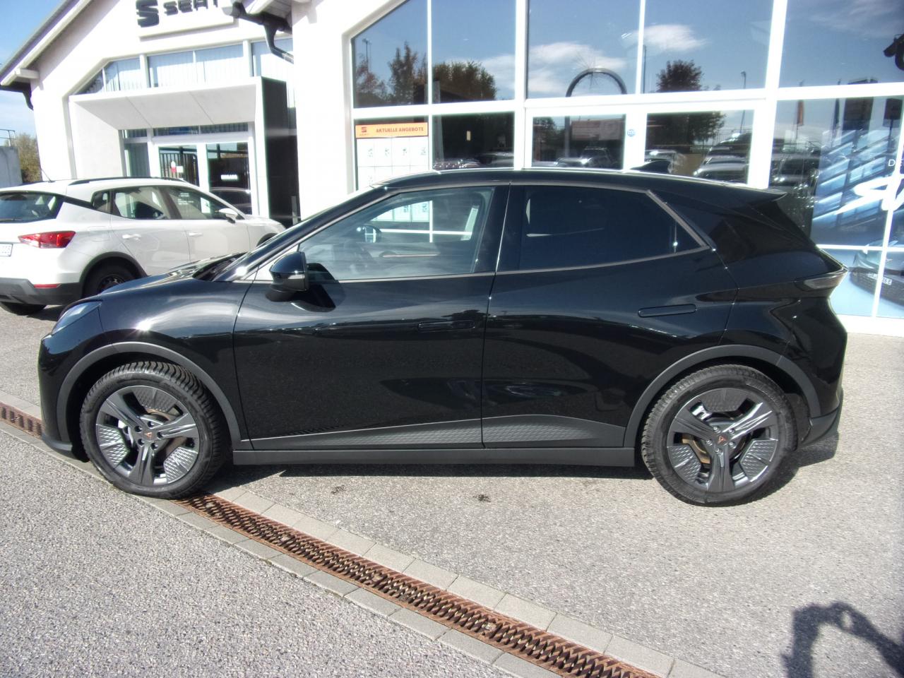 Cupra RAVAL PLUS 99 KW 37 KWH, CO2-Klasse: A, NAVI AHZV-VORBER. SITZH. Bildbeschreibung: Cupra RAVAL PLUS 99 KW 37 KWH, CO2-Klasse: A, NAVI AHZV-VORBER. SITZH.