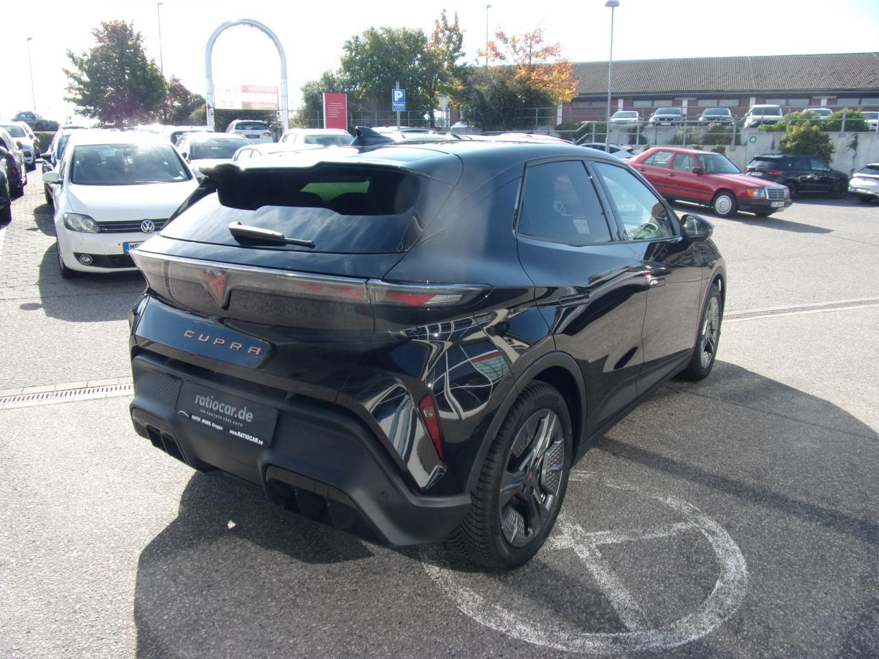Cupra RAVAL PLUS 99 KW 37 KWH, CO2-Klasse: A, NAVI AHZV-VORBER. SITZH. Bildbeschreibung: Cupra RAVAL PLUS 99 KW 37 KWH, CO2-Klasse: A, NAVI AHZV-VORBER. SITZH.