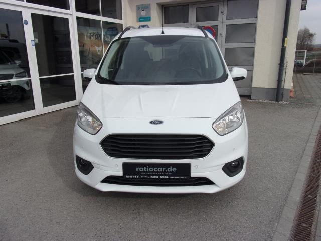 Ford TOURNEO COURIER TITANIUM 1.0 ECOBOOST AHZV NAVI Bildbeschreibung: Ford TOURNEO COURIER TITANIUM 1.0 ECOBOOST AHZV NAVI