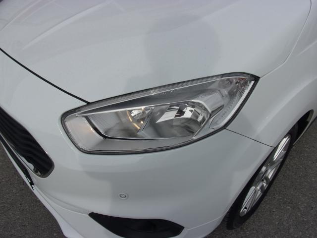 Ford TOURNEO COURIER TITANIUM 1.0 ECOBOOST AHZV NAVI Bildbeschreibung: Ford TOURNEO COURIER TITANIUM 1.0 ECOBOOST AHZV NAVI