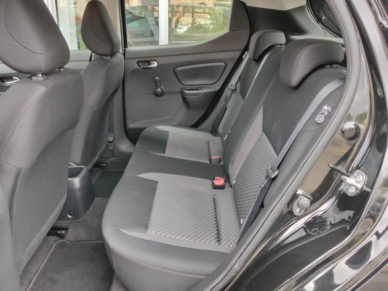 Nissan MICRA ACENTA 1.0 SCHECKHEFTGEPFL. NAVI KLIMA Bildbeschreibung: Nissan MICRA ACENTA 1.0 SCHECKHEFTGEPFL. NAVI KLIMA