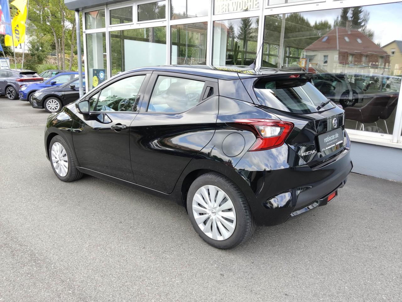 Nissan MICRA ACENTA 1.0 SCHECKHEFTGEPFL. NAVI KLIMA Bildbeschreibung: Nissan MICRA ACENTA 1.0 SCHECKHEFTGEPFL. NAVI KLIMA