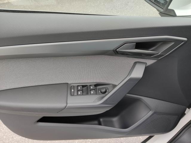 Seat ARONA FR 1.0 TSI, CO2-Klasse: D, NAVI SITZHEIZ. AHZV-VORBER. Bildbeschreibung: Seat ARONA FR 1.0 TSI, CO2-Klasse: D, NAVI SITZHEIZ. AHZV-VORBER.
