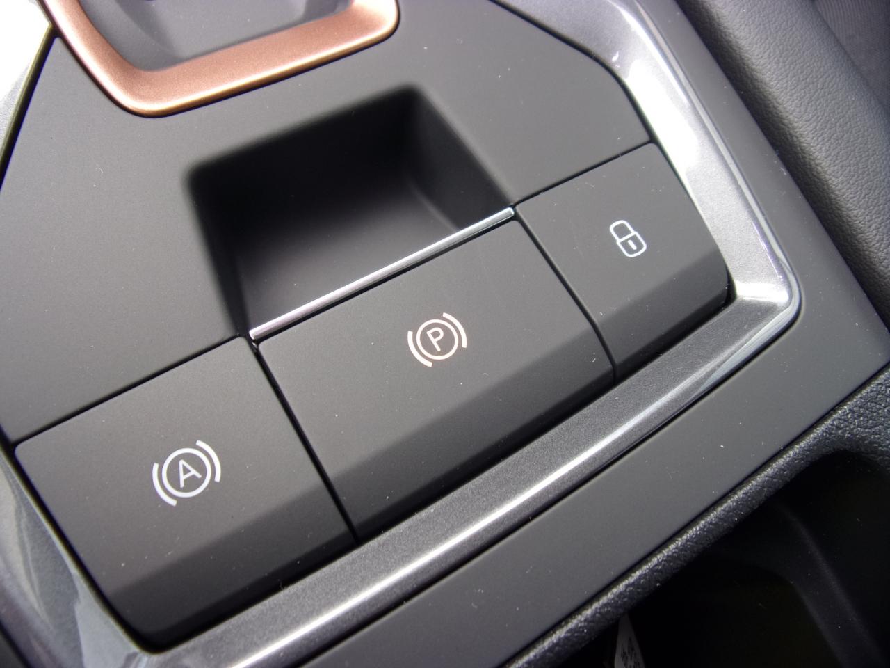 Cupra FORMENTOR 2.0 TSI DSG 4DRIVE 5 J. GAR.* AHZV Bildbeschreibung: Cupra FORMENTOR 2.0 TSI DSG 4DRIVE 5 J. GAR.* AHZV