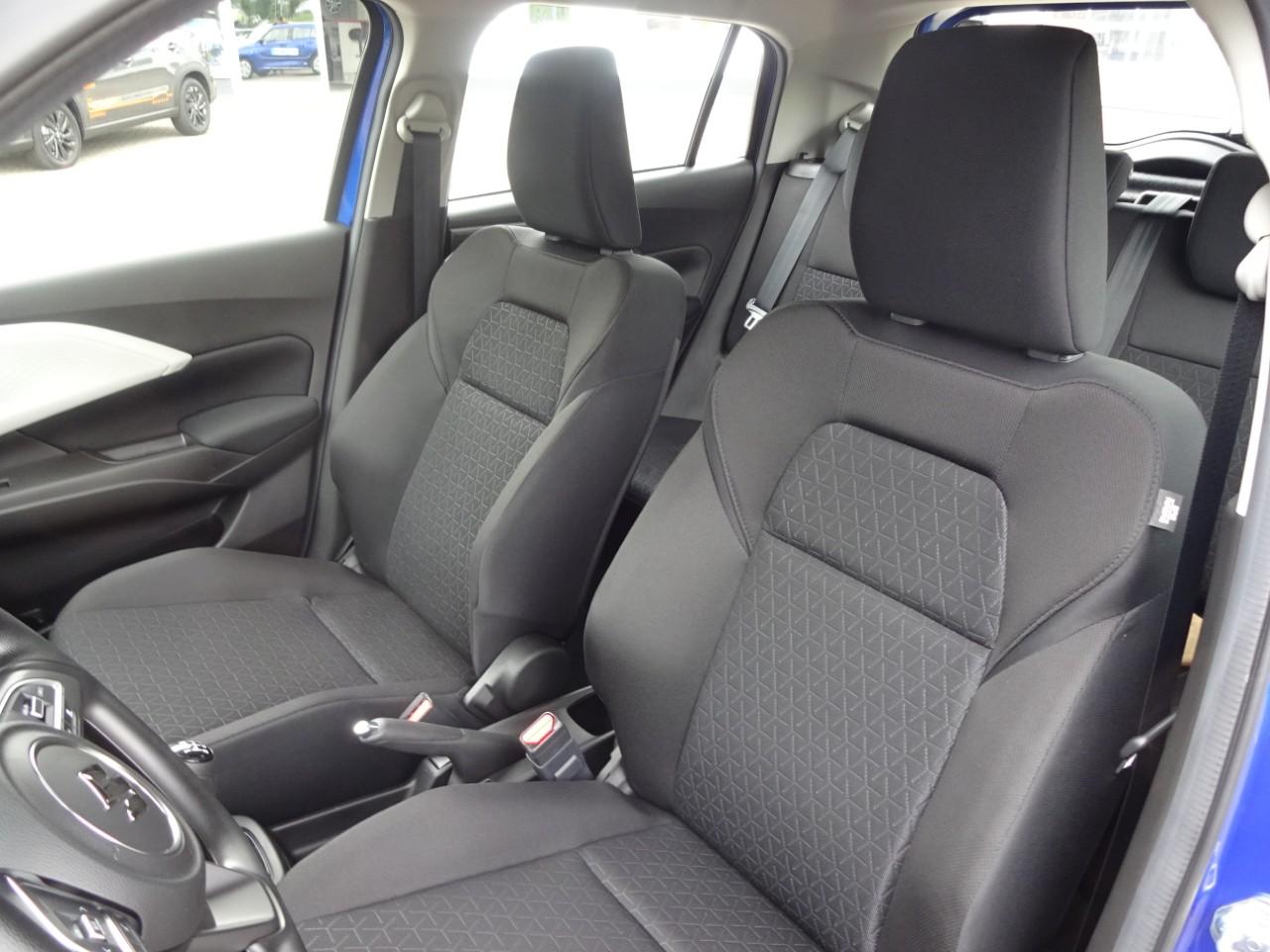 Suzuki SWIFT 1.2 DUALJET CLUB, CO2-Klasse: C, NAVI DAB+ EINPARKH. USB Bildbeschreibung: Suzuki SWIFT 1.2 DUALJET CLUB, CO2-Klasse: C, NAVI DAB+ EINPARKH. USB