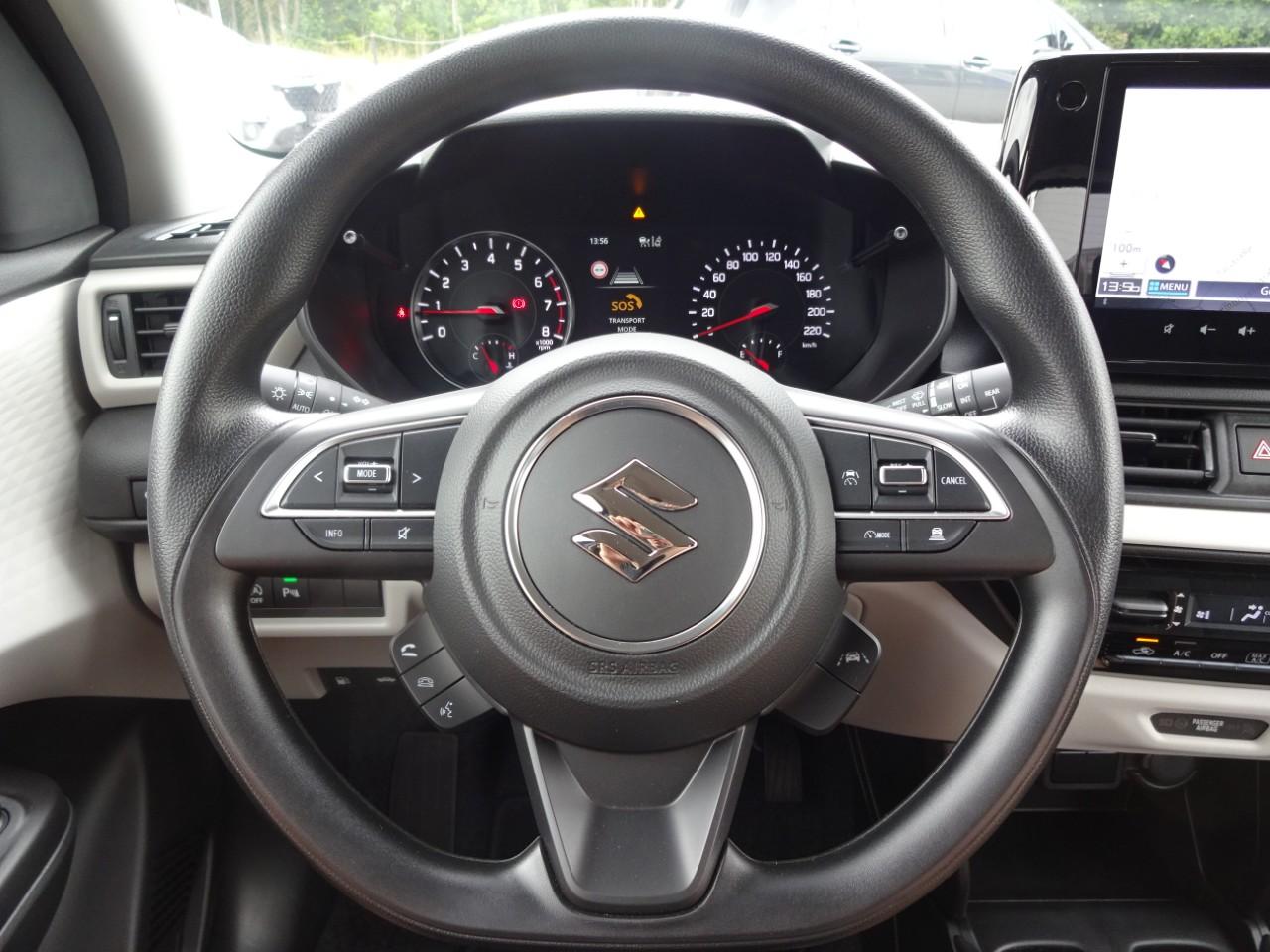 Suzuki SWIFT 1.2 DUALJET CLUB, CO2-Klasse: C, NAVI DAB+ EINPARKH. USB Bildbeschreibung: Suzuki SWIFT 1.2 DUALJET CLUB, CO2-Klasse: C, NAVI DAB+ EINPARKH. USB