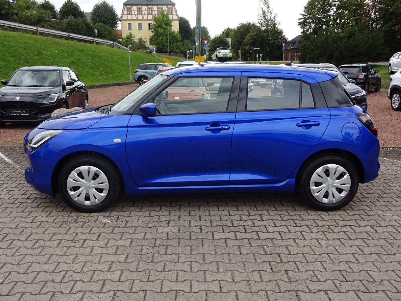 Suzuki SWIFT 1.2 DUALJET CLUB, CO2-Klasse: C, NAVI DAB+ EINPARKH. USB Bildbeschreibung: Suzuki SWIFT 1.2 DUALJET CLUB, CO2-Klasse: C, NAVI DAB+ EINPARKH. USB