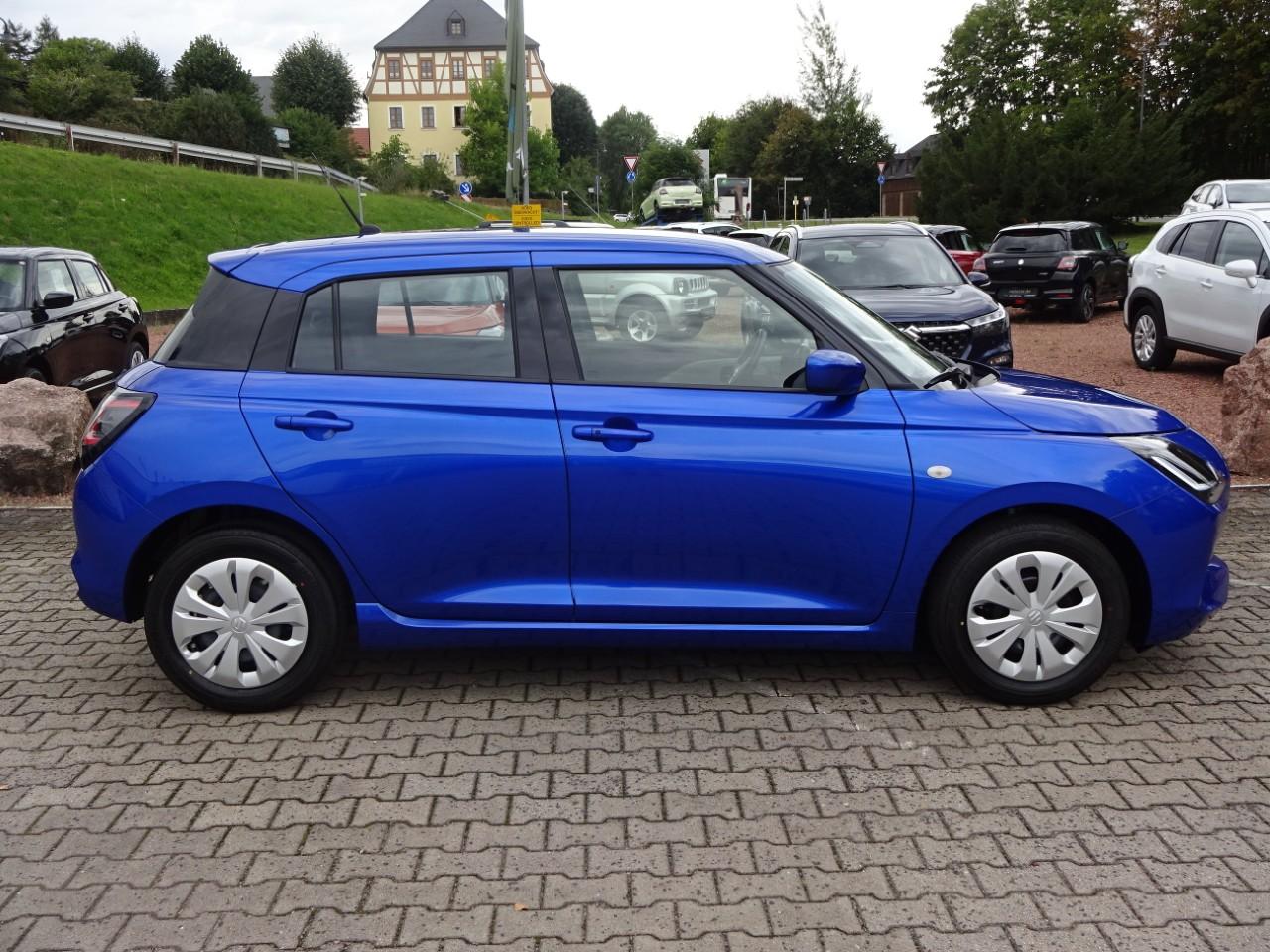 Suzuki SWIFT 1.2 DUALJET CLUB, CO2-Klasse: C, NAVI DAB+ EINPARKH. USB Bildbeschreibung: Suzuki SWIFT 1.2 DUALJET CLUB, CO2-Klasse: C, NAVI DAB+ EINPARKH. USB