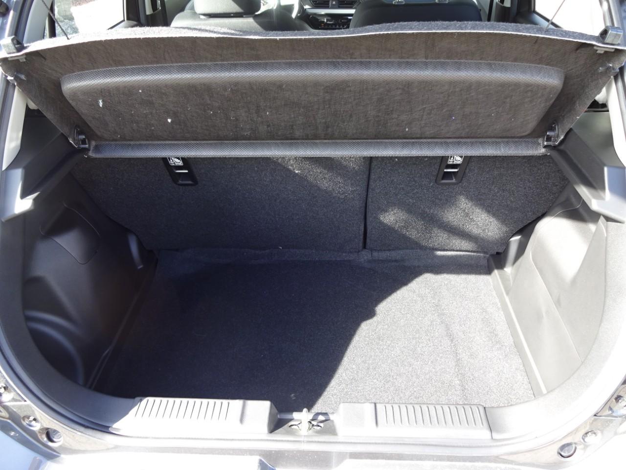 Suzuki SWIFT 1.2 DUALJET CLUB, CO2-Klasse: C, NAVI DAB+ EINPARKH. USB Bildbeschreibung: Suzuki SWIFT 1.2 DUALJET CLUB, CO2-Klasse: C, NAVI DAB+ EINPARKH. USB