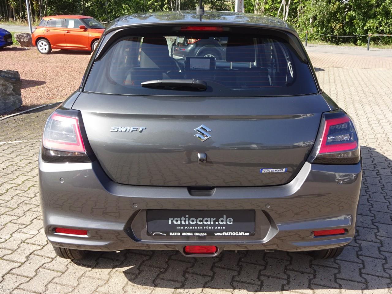 Suzuki SWIFT 1.2 DUALJET CLUB, CO2-Klasse: C, NAVI DAB+ EINPARKH. USB Bildbeschreibung: Suzuki SWIFT 1.2 DUALJET CLUB, CO2-Klasse: C, NAVI DAB+ EINPARKH. USB