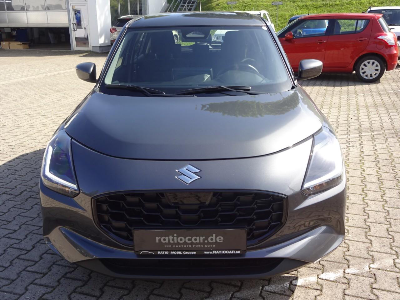 Suzuki SWIFT 1.2 DUALJET CLUB, CO2-Klasse: C, NAVI DAB+ EINPARKH. USB Bildbeschreibung: Suzuki SWIFT 1.2 DUALJET CLUB, CO2-Klasse: C, NAVI DAB+ EINPARKH. USB