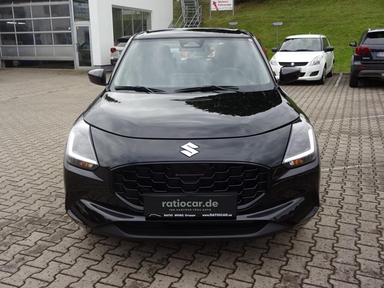 Suzuki SWIFT 1.2 DUALJET ALLGRIP CLUB, CO2-Klasse: C, NAVI EINPARKH. Bildbeschreibung: Suzuki SWIFT 1.2 DUALJET ALLGRIP CLUB, CO2-Klasse: C, NAVI EINPARKH.