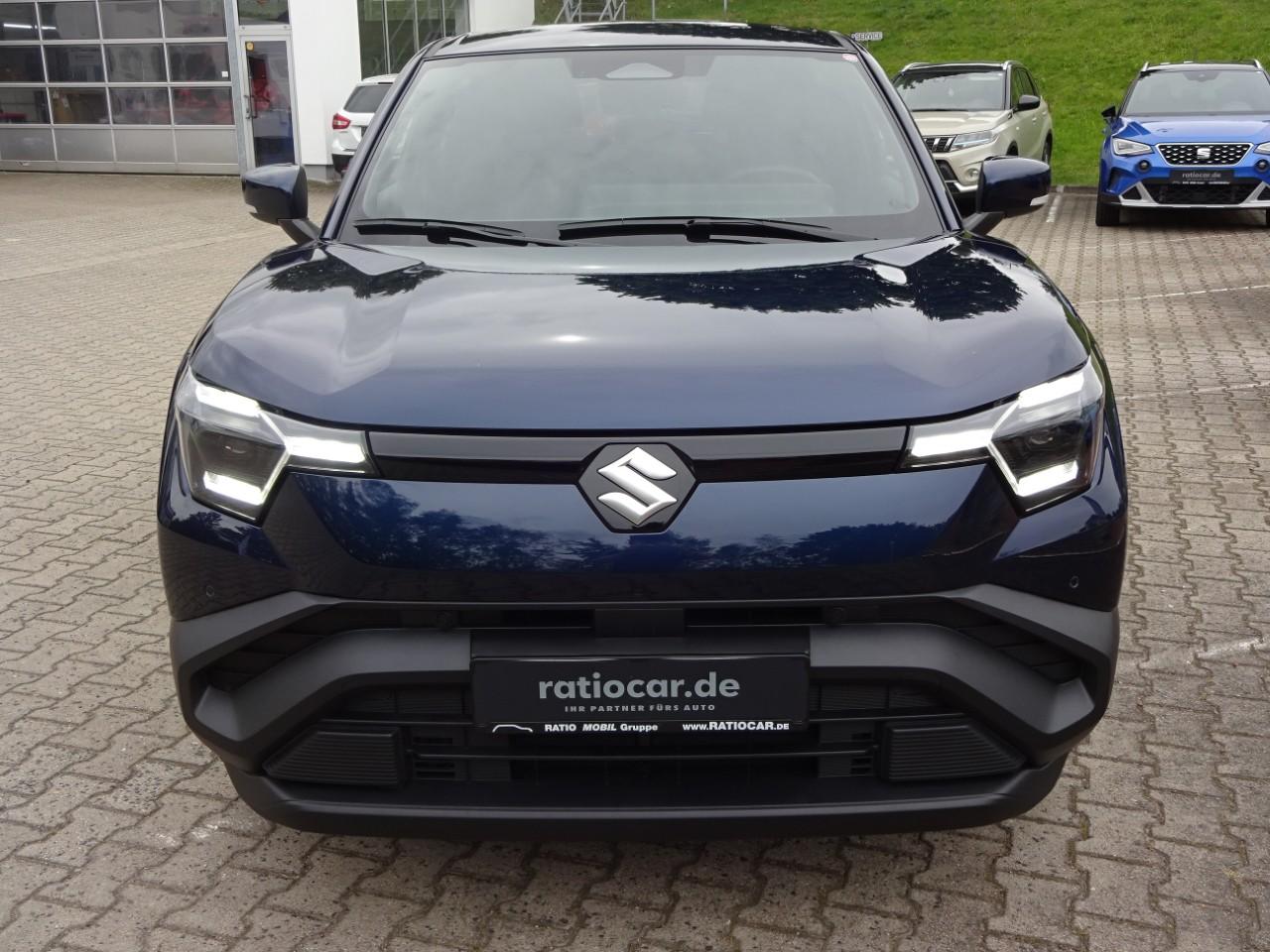 Suzuki e VITARA eAXLE ALLGRIP e COMFORT (61 kWh), CO2-Klasse: A, Bildbeschreibung: Suzuki e VITARA eAXLE ALLGRIP e COMFORT (61 kWh), CO2-Klasse: A,