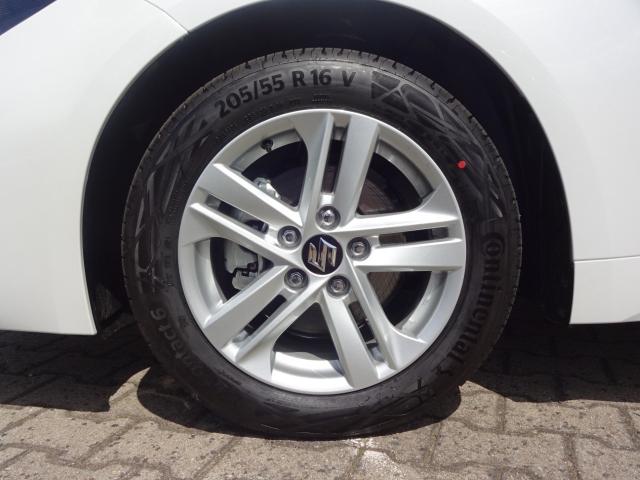 Suzuki SWACE 1.8 CVT COMFORT+, CO2-Klasse: C, NAVI EINPARKHILFE SITZH. Bildbeschreibung: Suzuki SWACE 1.8 CVT COMFORT+, CO2-Klasse: C, NAVI EINPARKHILFE SITZH.