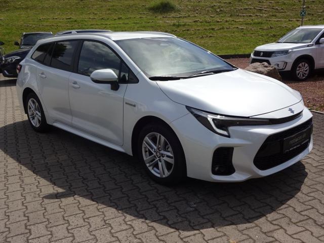 Suzuki SWACE 1.8 CVT COMFORT+, CO2-Klasse: C, NAVI EINPARKHILFE SITZH. Bildbeschreibung: Suzuki SWACE 1.8 CVT COMFORT+, CO2-Klasse: C, NAVI EINPARKHILFE SITZH.