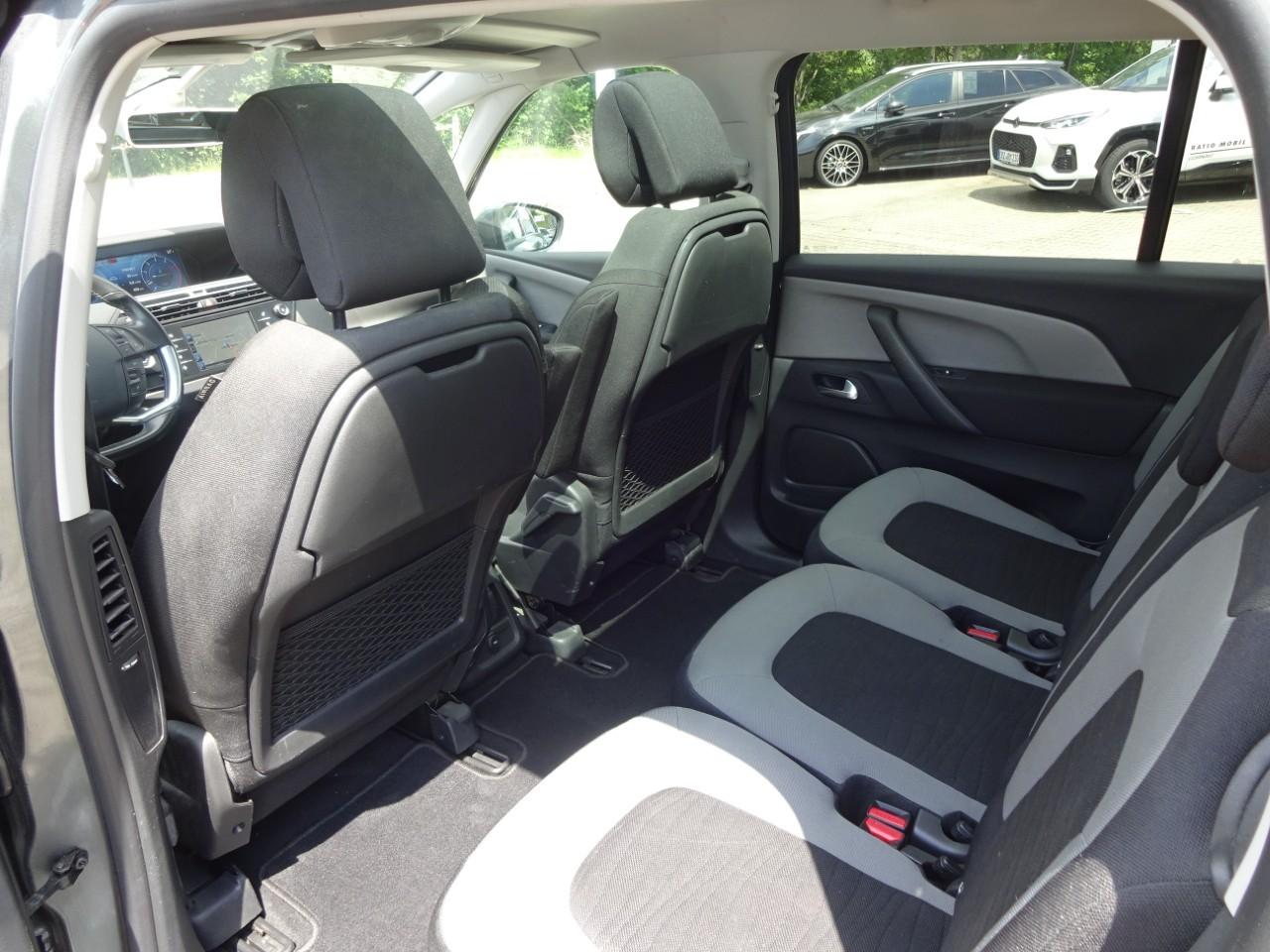 Citroen C4 1.6 THP PICASSO PANORAMAD. NAVI EINPARKH. AHK Bildbeschreibung: Citroen C4 1.6 THP PICASSO PANORAMAD. NAVI EINPARKH. AHK