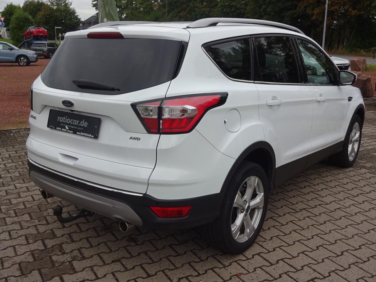Ford KUGA 1.5 4X4 TITANIUM NAVI AHK SITZH. EINPARKH. Bildbeschreibung: Ford KUGA 1.5 4X4 TITANIUM NAVI AHK SITZH. EINPARKH.