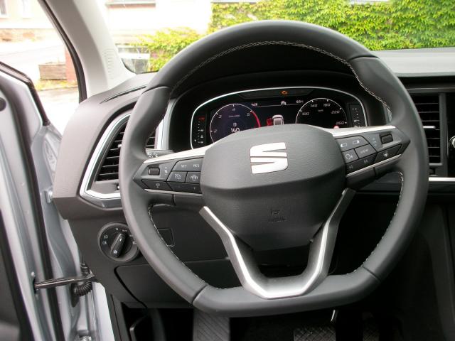 Seat ATECA STYLE 2.0 TDI DSG AHZV EINPARKH. SITZHEIZ. Bildbeschreibung: Seat ATECA STYLE 2.0 TDI DSG AHZV EINPARKH. SITZHEIZ.