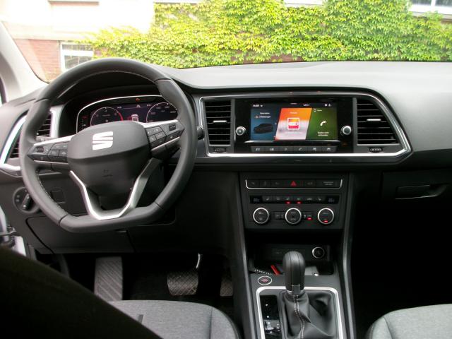 Seat ATECA STYLE 2.0 TDI DSG AHZV EINPARKH. SITZHEIZ. Bildbeschreibung: Seat ATECA STYLE 2.0 TDI DSG AHZV EINPARKH. SITZHEIZ.