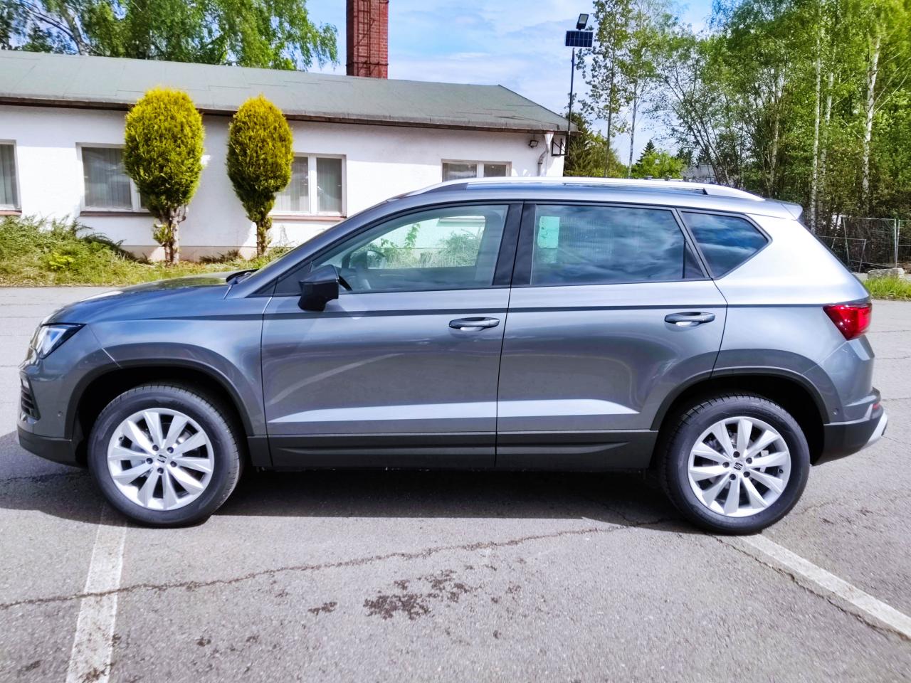 Seat ATECA ROAD EDITION 1.5 TSI DSG, CO2-Klasse: E, NAVI AHZV SITZH. Bildbeschreibung: Seat ATECA ROAD EDITION 1.5 TSI DSG, CO2-Klasse: E, NAVI AHZV SITZH.