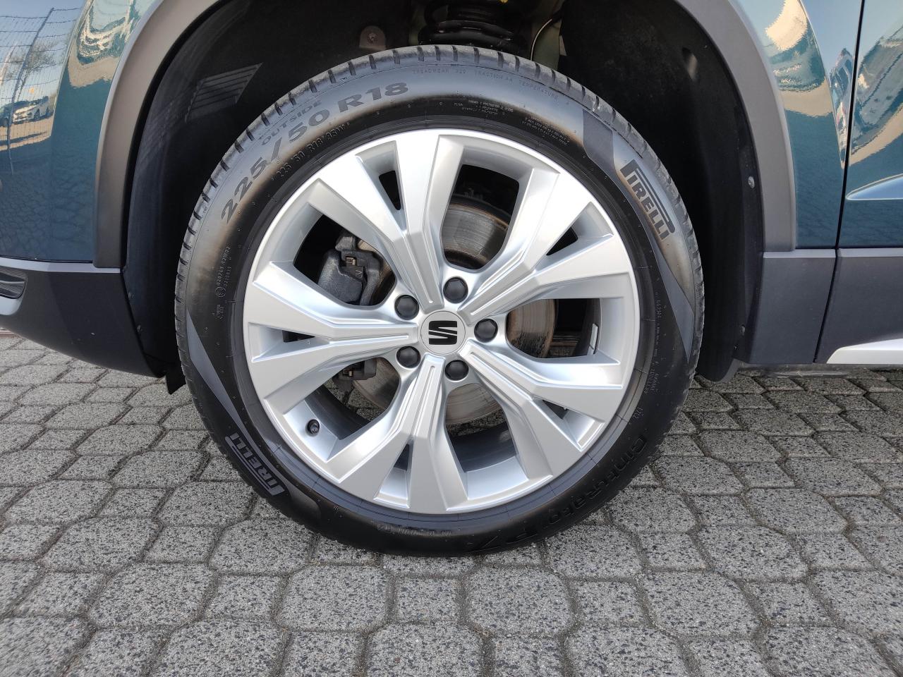 Seat ATECA XPERIENCE 2.0 TSI DSG 4DRIVE FULL-LINK SHZ Bildbeschreibung: Seat ATECA XPERIENCE 2.0 TSI DSG 4DRIVE FULL-LINK SHZ