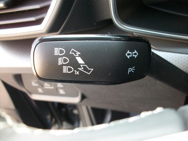 Seat LEON SPORTSTOURER ROAD EDITION 1.5 TSI, CO2-Klasse: D, NAVI EPH Bildbeschreibung: Seat LEON SPORTSTOURER ROAD EDITION 1.5 TSI, CO2-Klasse: D, NAVI EPH