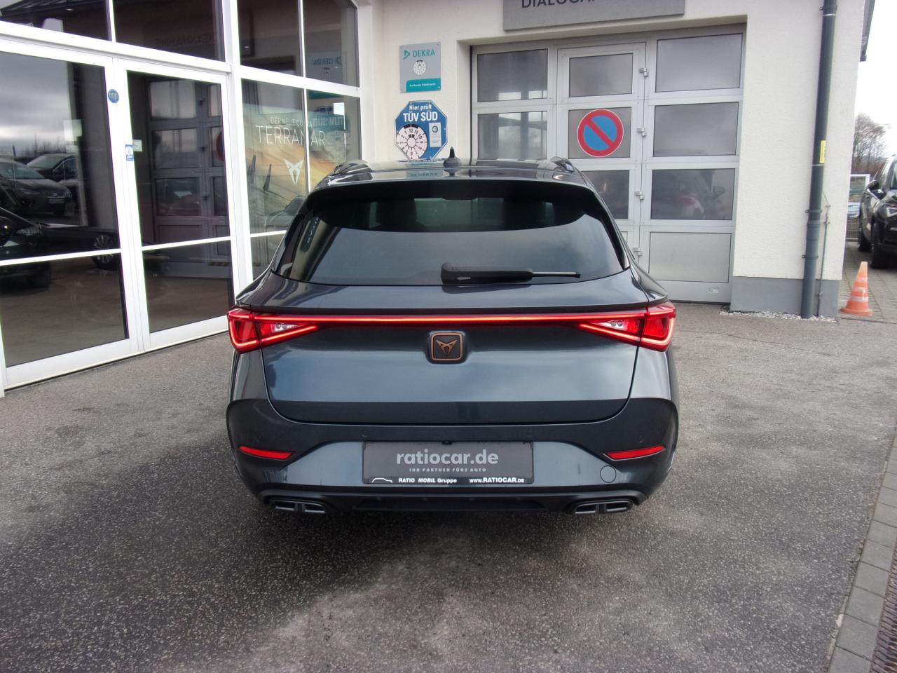 Cupra LEON SPORTSTOURER 2.0 TSI DSG GAR.-03/2028* NAVI Bildbeschreibung: Cupra LEON SPORTSTOURER 2.0 TSI DSG GAR.-03/2028* NAVI