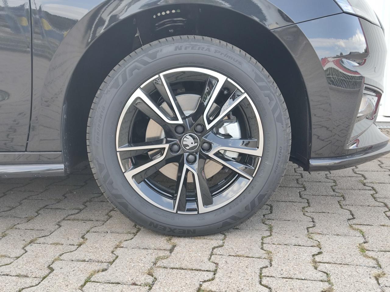 Skoda FABIA MONTE CARLO 1.0 TSI DSG, CO2-Klasse: D, +GAR.* SMARTLINK Bildbeschreibung: Skoda FABIA MONTE CARLO 1.0 TSI DSG, CO2-Klasse: D, +GAR.* SMARTLINK