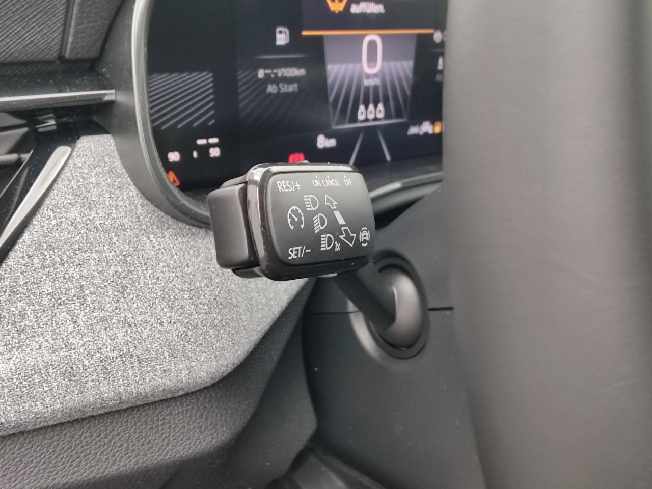 Skoda KAMIQ SELECTION EDGE 1.0 TSI, CO2-Klasse: D, LED SMARTLINK SHZ Bildbeschreibung: Skoda KAMIQ SELECTION EDGE 1.0 TSI, CO2-Klasse: D, LED SMARTLINK SHZ